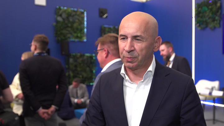 Polskie miasta coraz bardziej inteligentne. Cyfryzacja i technologie ułatwiają życie mieszkańcom i przyciągają inwestorów